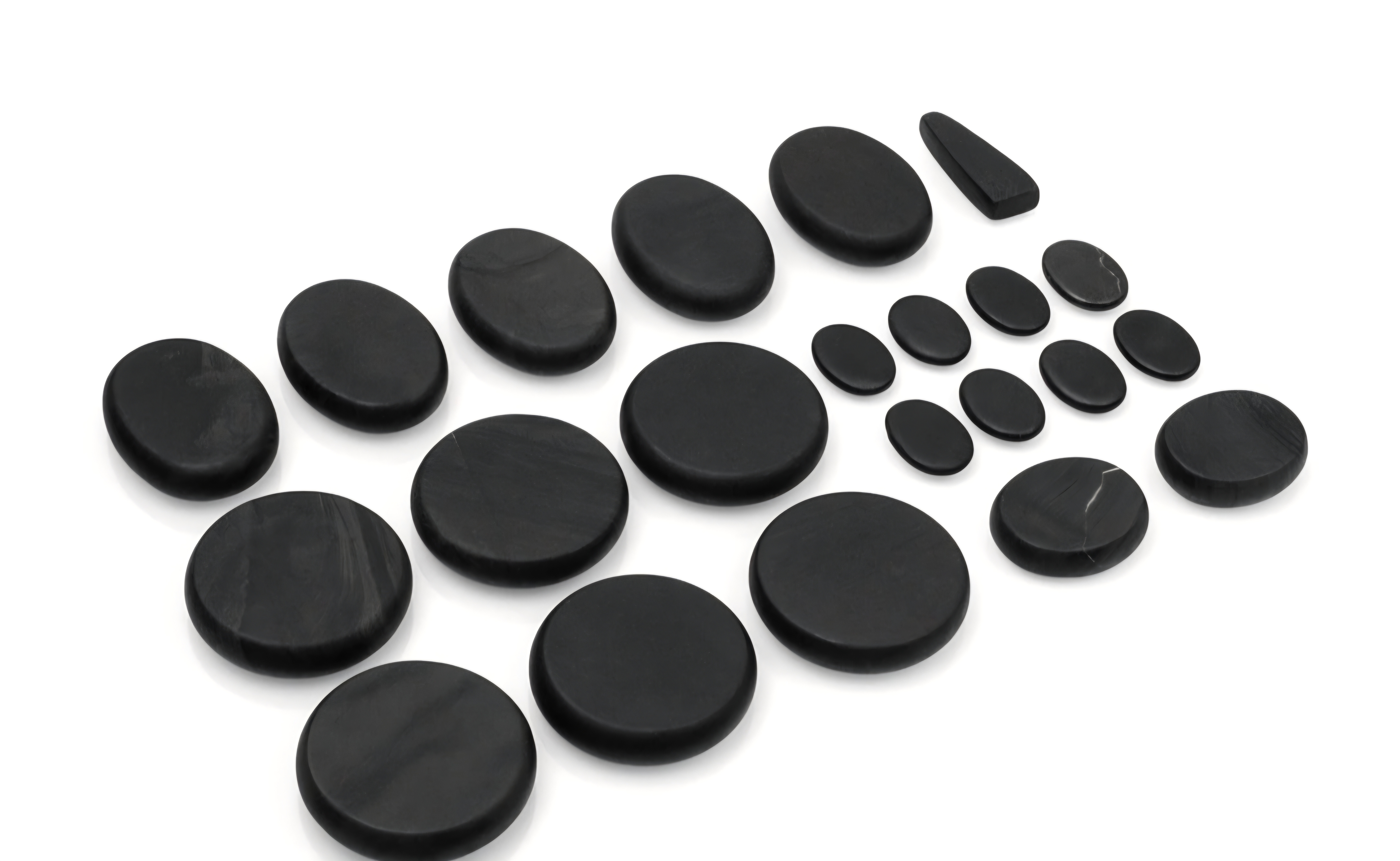 Masáž horkými kameny – hot stones massage 